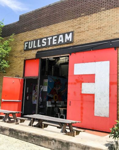 Fullsteam brewery exterior with picnic tables, Durham NC